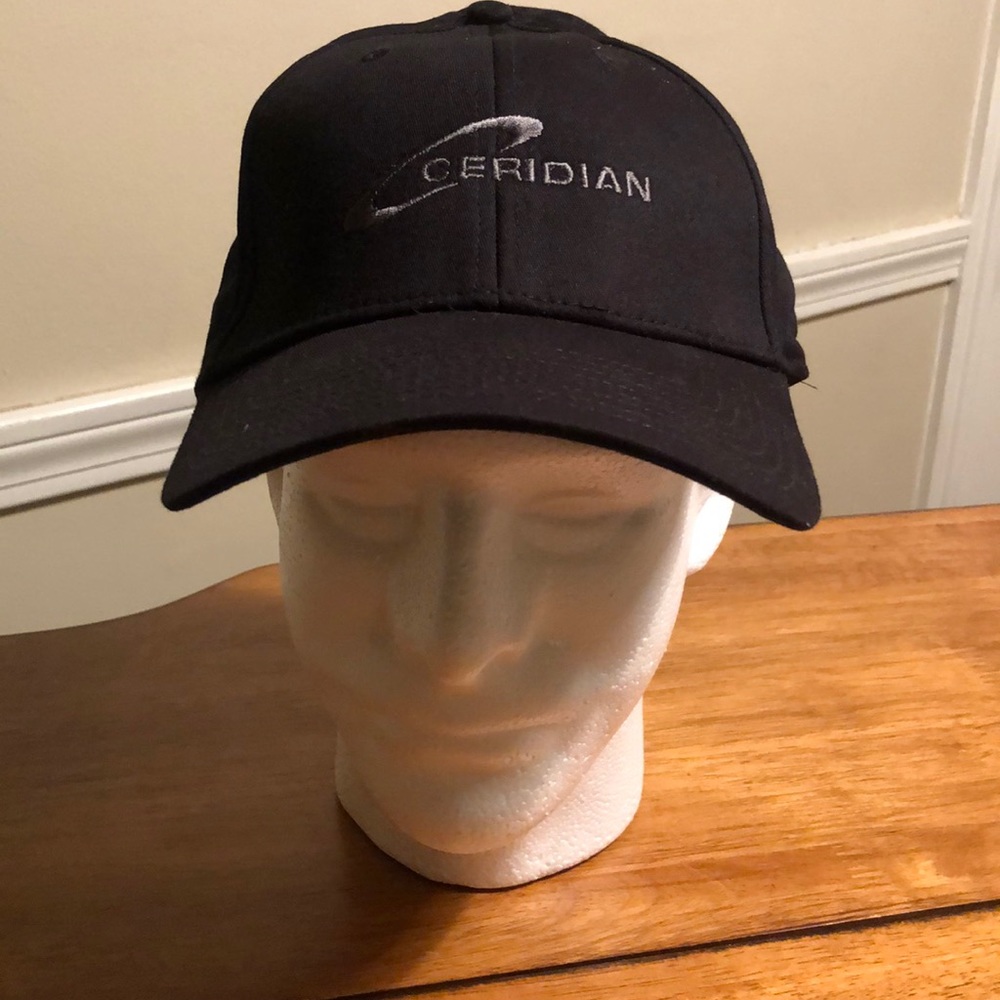 New Era 39Thirty Hat w/ Ceridian Payroll logo - L/XL - Black